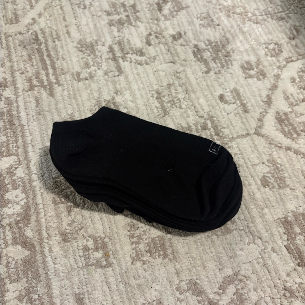 Black Low-Cut No-Show Socks Pack